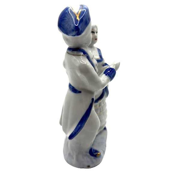 Vintage Colonial Couple Figurine Man Dancing with Lady/ Blue & White Porcelain - Picture 4 of 7